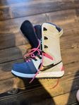 Nike snowboard boots