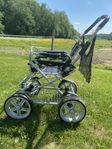 Äldre modell barnvagn Brio