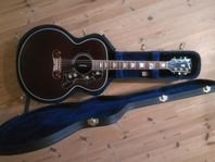 Gibson SJ200 Custom Shop