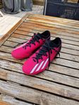 Adidas fotbollsskor