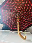 Louis Vuitton x Takashi Murakami paraply i Cherry mönster!