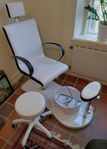 Behandling, pedikyr stol med tillhörande arbetspall.