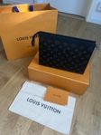 Louis Vuitton Voyage Väska