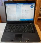 Acer 15,4 tum. Windows 7. Office. DVD.Laddare.Batteri Ok.USB