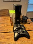 Xbox 360 S inkl kontroller och spel
