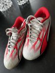 Fotbollskor Puma strl 30