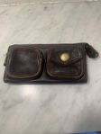 MARC JACOBS plånbok i brunt läder 