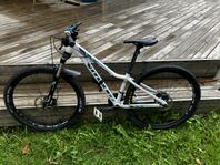 Vitus Sentier MTB, 27,5 ”