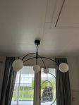 lampa med 5st. runda glasglob 