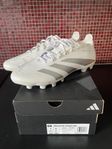 adidas predator league MG