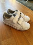 Gucci sneakers storlek 30