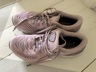 Acics gel kayano 28