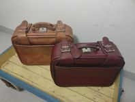2 st äldre resväskor