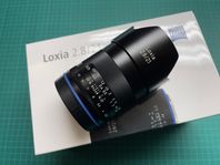 Zeiss Loxia 2.8/21 till Sony E