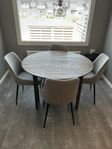 Breakfast/Dining Table and Chairs