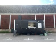 Fullutrustad Foodtruck - Perfekt för en driven entreprenör