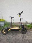 elscooter/el moppe. 2000w motor med 60v batteri.