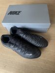 Fotbollsskor Nike phantom AG elite