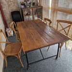 Matbord Bretange Ekeby möbel med 4 stolar