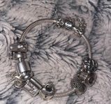 äkta Pandora armband (silver)