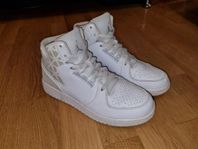 Air Jordan 1 Flight 3 TRIPLE WHITE  38