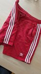 Adidas mjukis shorts