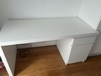 Selling furniture from Ikea