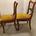 Två vackra stolar