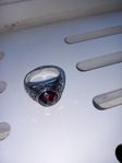 Dark Ruby Ring (Silver,Röd) Large!