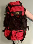 Essl vandringsryggsäck 40 liter röd svart backpack