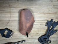Handgjort nyckelfodral i äkta läder 