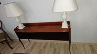 Sideboard i mahogny