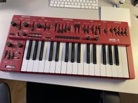 Behringer MS-1 röd