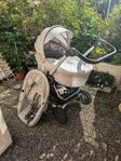Stokke Scoot Barnvagn med sitt- och liggdel samt babyskydd