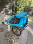 Thule Coaster XT cykelvagn med två sitsar blå 