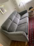 Grå 3-sits soffa från Mio 