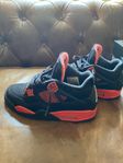 Nike Air Jordan 4 Retro Strl 9 (42,5)