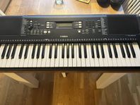 Yamaha PSR-E363 keyboard