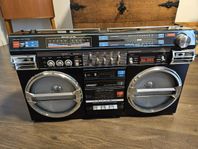 UNISEF SZ-5000 radio/stereo bombbox 