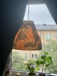 Taklampa William Morris (skärm till golv/fönsterlampa)