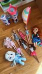 Dockor, Barbie, leksaker, barnvagn, Lego, frozen mm 
