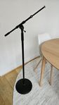 K&M 26145 microphone stand