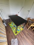 Matbord IKEA svart
