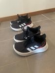 Adidas gympaskor storlek 31 och 32