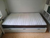 Ikea Nordli säng 120x200 och resårmadrass