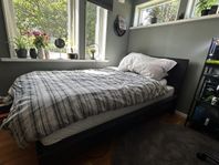 IKEA "Malm" sängstomme 120x200 cm.