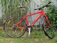 Trek hybrid 7.3FX viper red