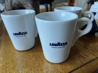 tre nya stora muggar från Lavazza 