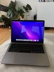 MacBook Pro 13 (2017) - i5 - 256gb - 8GB RAM