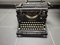 Antik skrivmaskin, Underwood 